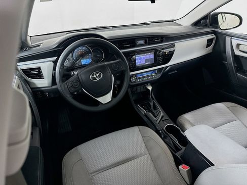 Used 2016 Toyota Corolla LE image 18