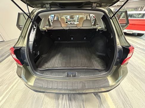 Used 2017 Subaru Outback 2.5i Limited w/ Popular Package #5 AWD/4WD image 46