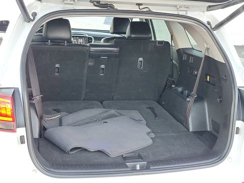 Used 2019 Kia Sorento EX image 18