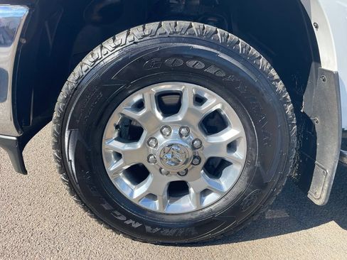 Used 2022 RAM 2500 Laramie AWD/4WD image 19