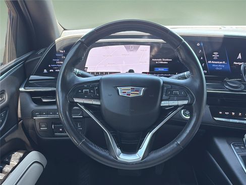 Used 2022 Cadillac Escalade ESV Sport AWD/4WD image 11