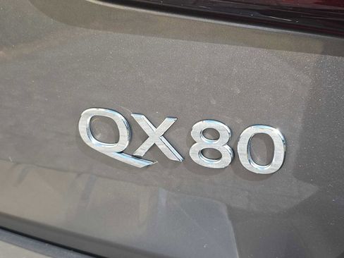 Used 2019 INFINITI QX80 Luxe image 6