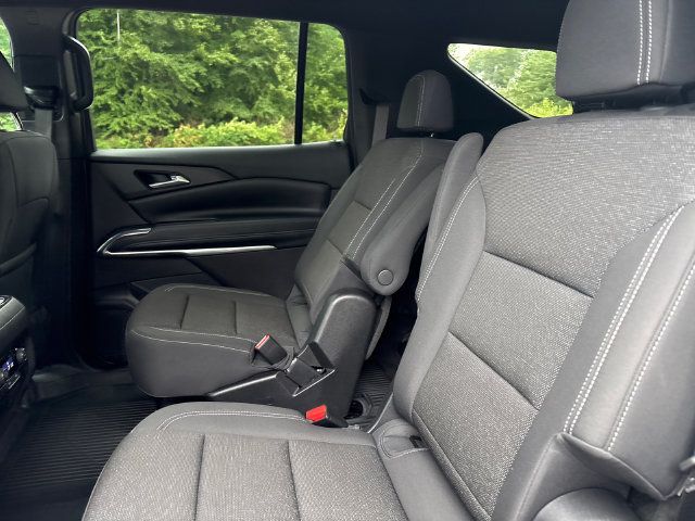 Certified 2026 Chevrolet Traverse LT w/ LPO, Floor Liner Package AWD/4WD image 17
