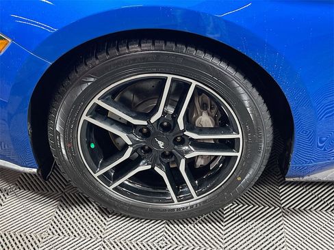 Used 2019 Ford Mustang GT image 28