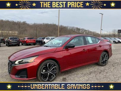 Used 2023 Nissan Altima 2.5 SR w/ SR Premium Package