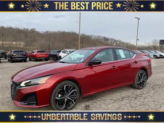 Used 2023 Nissan Altima 2.5 SR w/ SR Premium Package video 1