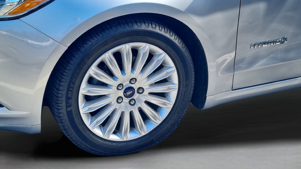 Used 2016 Ford Fusion SE FWD image 7