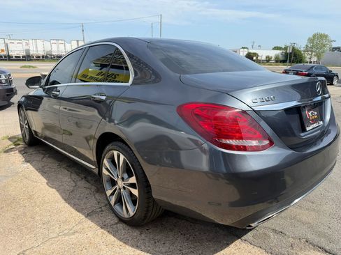 Used 2015 Mercedes-Benz C 300 4MATIC Sedan image 5