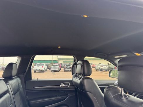 Used 2022 Jeep Grand Cherokee Laredo X AWD/4WD image 19