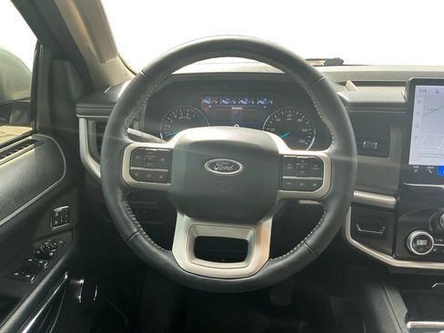Certified 2024 Ford Expedition XLT RWD image 18