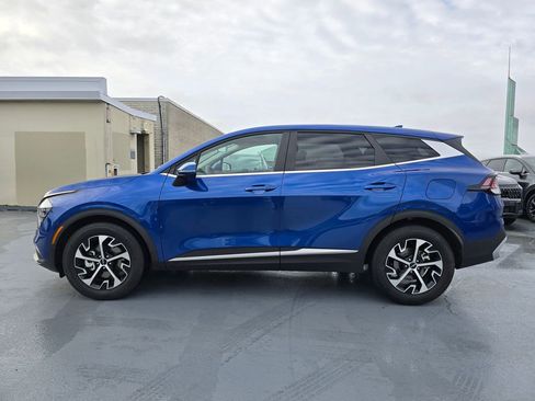 Certified 2025 Kia Sportage EX image 8