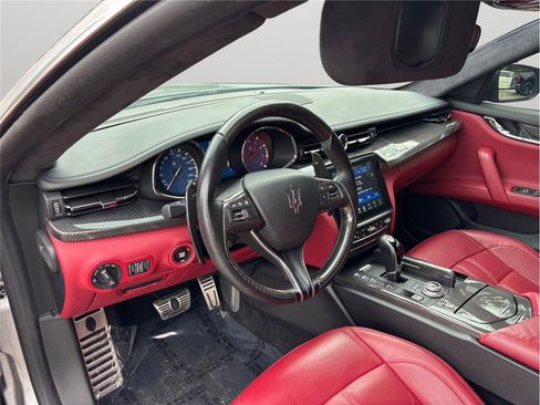Used 2018 Maserati Quattroporte GTS GranSport image 6