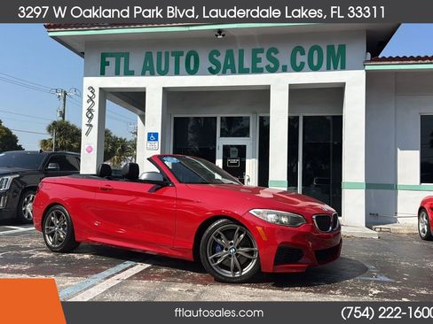 Used 2016 BMW M235i Convertible image 2