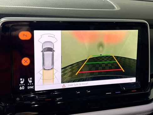 New 2026 Volkswagen Atlas Peak Edition image 16