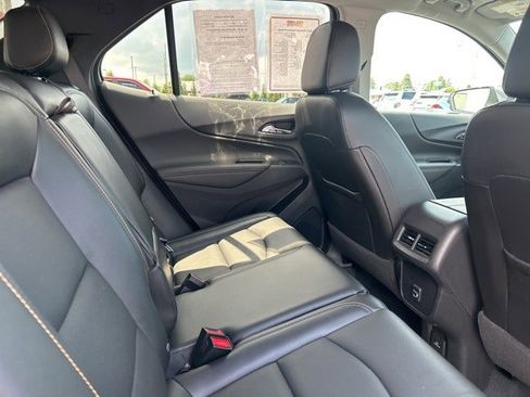 Used 2021 Chevrolet Equinox Premier image 35