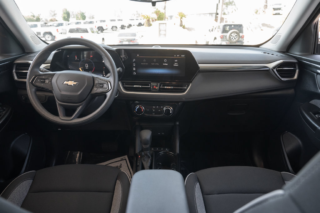 Used 2026 Chevrolet TrailBlazer LT w/ Driver Confidence Package FWD image 22