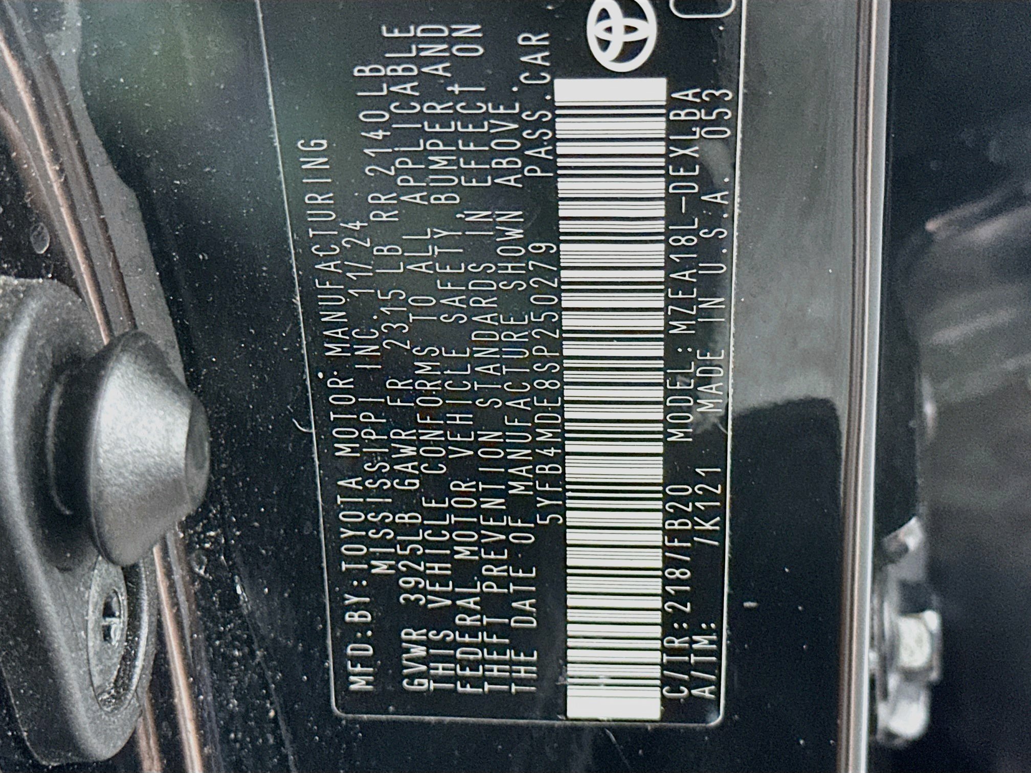 Used 2025 Toyota Corolla LE FWD image 12