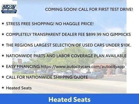Used 2011 Lincoln Town Car Signature Limited RWD image 25