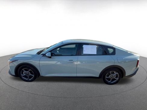 Used 2025 Kia K4 FWD image 9