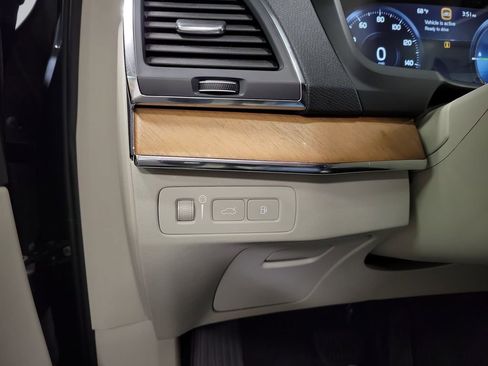 Used 2021 Volvo XC90 T8 Inscription Expression w/ Protection Package Premier image 22