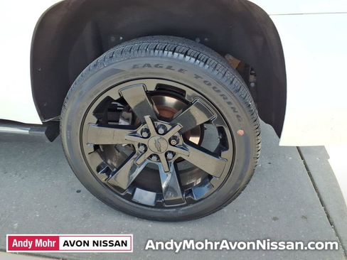 Used 2018 Chevrolet Tahoe Premier AWD/4WD image 11