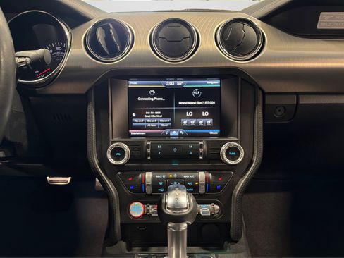 Used 2015 Ford Mustang GT Premium w/ Equipment Group 401A RWD image 28