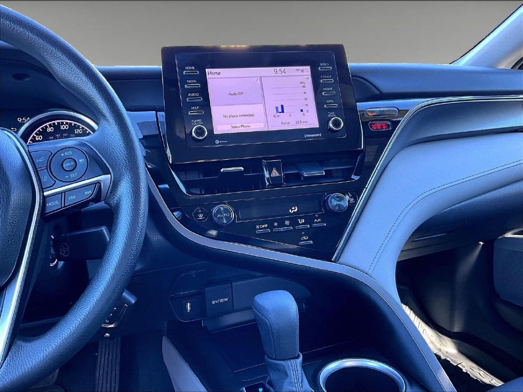 Used 2024 Toyota Camry LE AWD/4WD image 18