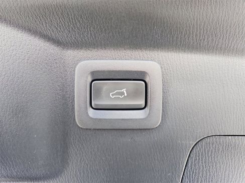 Used 2023 MAZDA CX-9 Touring image 20