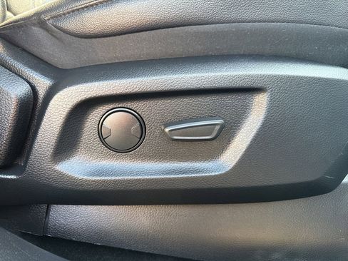 Used 2019 Ford Ranger Lariat w/ Equipment Group 501A Mid image 27