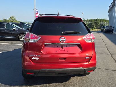 Used 2014 Nissan Rogue SL w/ SL Premium Package