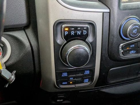 Used 2017 RAM 1500 Big Horn image 12