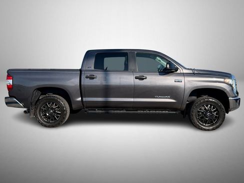 Used 2018 Toyota Tundra SR5 image 4