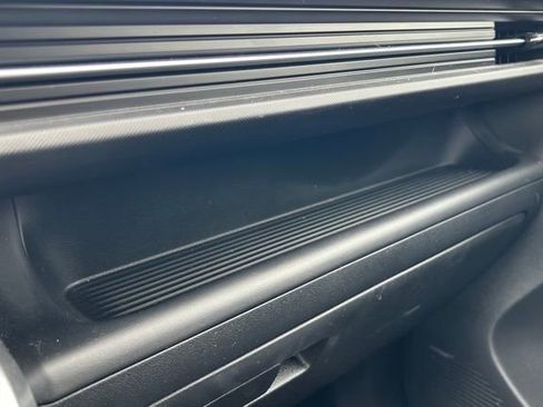 Used 2024 Hyundai Kona Limited image 23