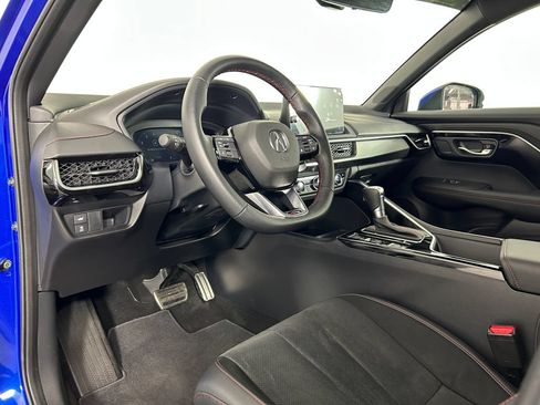 Used 2025 Acura ADX A-Spec AWD/4WD image 4