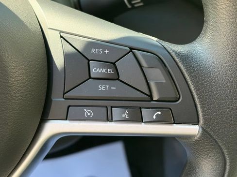 Used 2024 Nissan Altima 2.5 SV AWD/4WD image 18