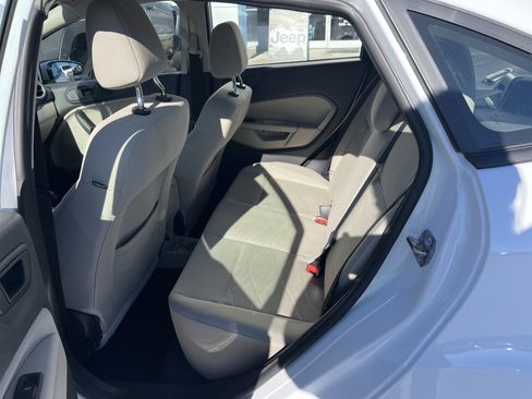 Used 2017 Ford Fiesta SE w/ Cold Weather Package image 10