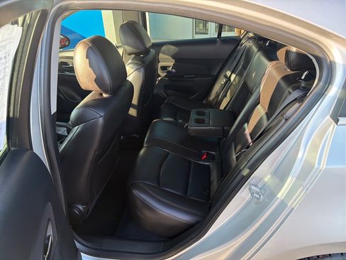 Used 2014 Chevrolet Cruze LTZ w/ RS Package FWD image 9