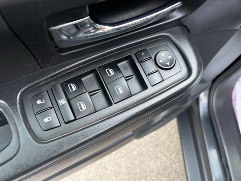 Used 2010 Jeep Liberty Sport image 19