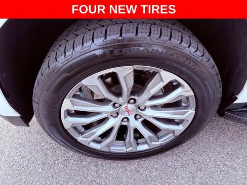 Used 2023 GMC Yukon Denali image 4