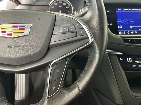Used 2023 Cadillac XT5 Luxury FWD image 16