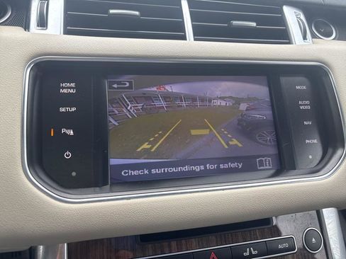 Used 2014 Land Rover Range Rover Sport HSE image 28