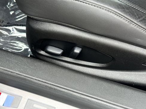 Used 2019 Chevrolet Camaro SS RWD image 33
