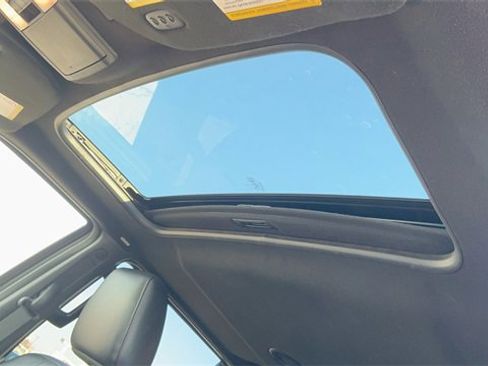 Used 2016 Ford Expedition Limited w/ Equipment Group 301A image 19