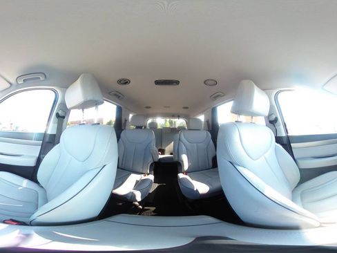 Used 2025 Hyundai Palisade SEL FWD image 39