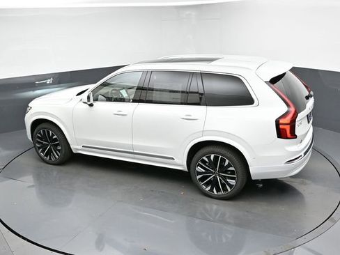 New 2026 Volvo XC90 B6 Ultra w/ Protection Package image 48