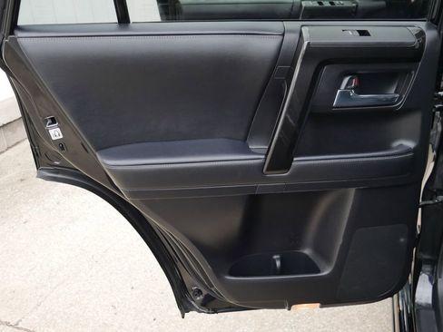 Used 2020 Toyota 4Runner Nightshade image 32