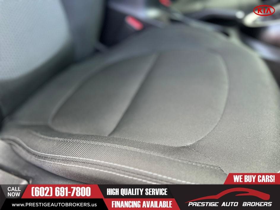 Used 2019 Kia Soul + FWD image 23