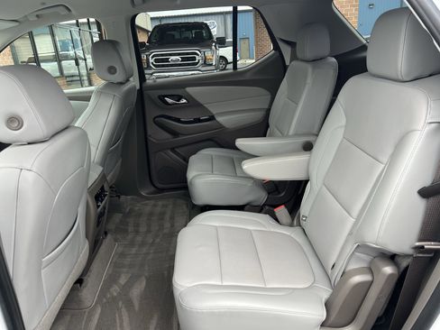 Used 2019 Chevrolet Traverse Premier AWD/4WD image 19