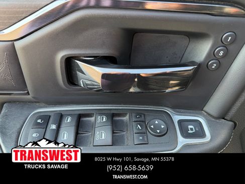 Used 2022 RAM 3500 Limited AWD/4WD image 18