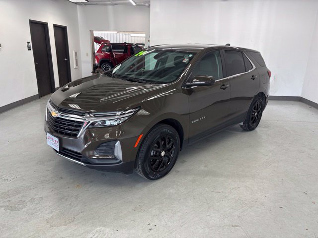 Used 2024 Chevrolet Equinox LT AWD/4WD image 3